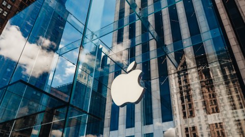Apple quiere contar con un producto que pueda competirle directamente a las nuevas Meta Ray‑Ban Display