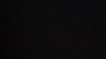 ICE presentó una orden de detención que no fue atendida inicialmente por prisiones locales debido a políticas de santuario, según funcionarios federales.