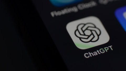 Dentro de muy poco podrás interactuar con las apps de tu teléfono de forma similar a como lo haces con ChatGPT