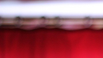 Estimula la melatonina y favorece al descanso.