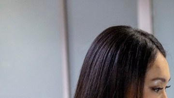 Votantes de Virginia acuden a las urnas para elegir a la primera mujer gobernadora