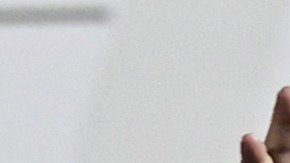 AMLO reaparece y advierte que saldrá a la calle en caso de un intento de golpe de estado y para defender a Sheinbaum