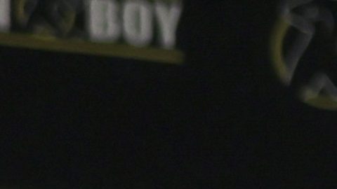 Pugilistas de Golden Boy repartieron pavos en Los Ángeles.