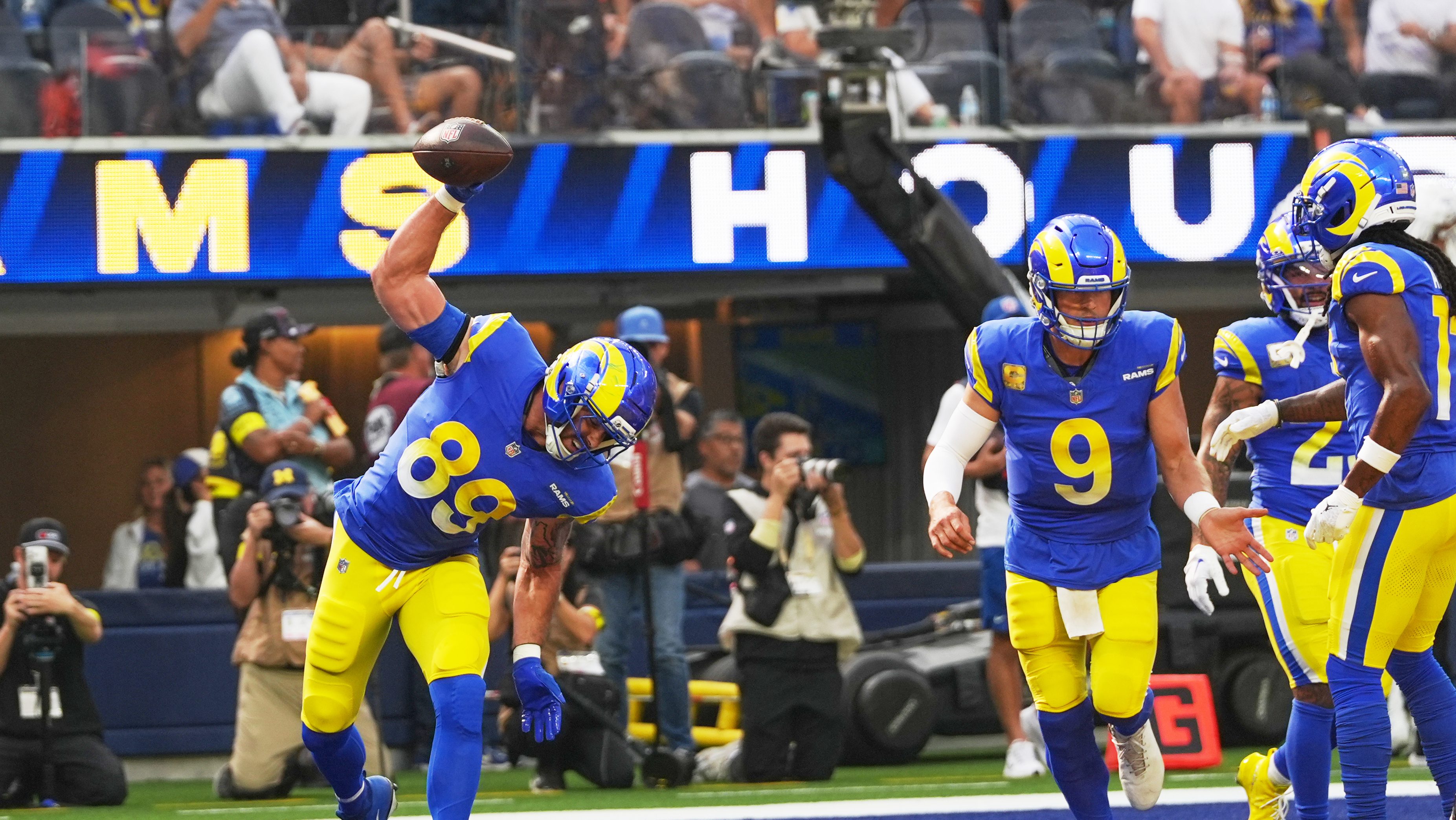Dogers Rams LA Rams rinden tributo a los Dodgers y arrasan con los Saints en la NFL ...
