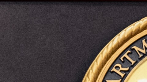 El líder de la secta neonazi Maniac Murder planeaba ataques contra niños judíos y minorías raciales, y proporcionó instrucciones para fabricar bombas y veneno ricina.