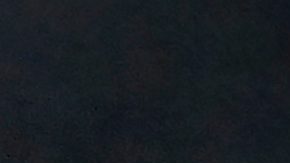 Dak Prescott, quarterback de los Cowboys de Dallas, se quita el casco tras el partido ante los Raiders de Las Vegas, el lunes 17 de noviembre de 2025 (AP Foto/David Becker)