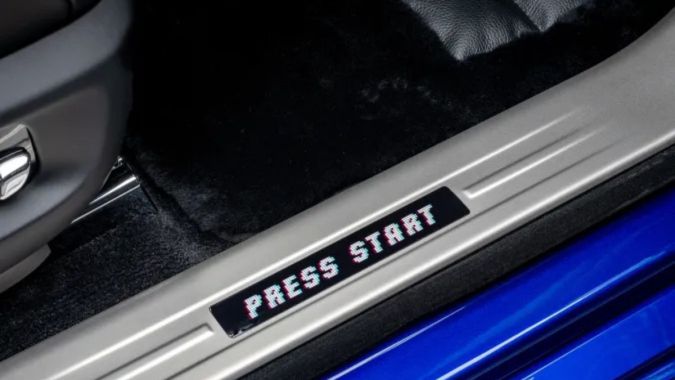 El increíble Rolls-Royce Black Badge Ghost Gamer