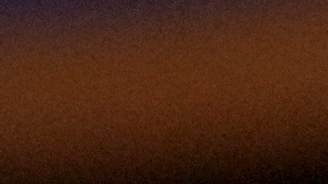 Ethan Slater esquiva las preguntas sobre su relación con Ariana Grande