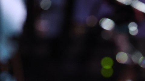 Juan "El Güerito de Tepito" Pérez camina al ring con ropa de Bob Esponja. El peleador hizo su debut profesional a la edad de 16 años.