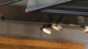 Estadounidenses presentan elevados niveles de ansiedad de cara a la temporada navideña por causa de la economía y la desatención médica