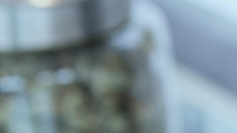 La marihuana "recreativa" sí puede generar adicción, según reportes