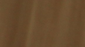 Pasajeros en LAX este viernes cuando se anunciaron cientos de retrasos y cancelaciones.