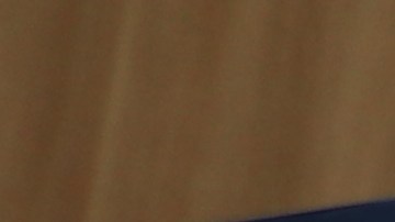 Pasajeros en LAX este viernes cuando se anunciaron cientos de retrasos y cancelaciones.