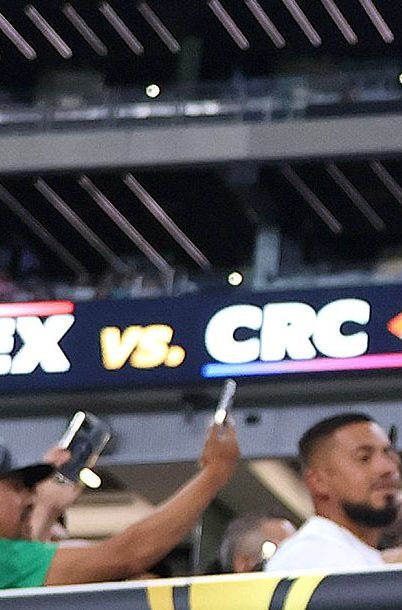 Miguel Herrera durante un partido de Costa Rica en la Copa Oro 2025.