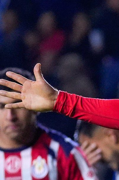 Pachuca, Hidalgo, 2 de noviembre de 2025. Armando González en festejo de gol, durante el partido correspondiente a la jornada 16 del torneo Apertura 2025 de la Liga BBVA MX, entre los Tuzos del Pachuca y las Chivas Rayadas del Guadalajara, realizado en el estadio Hidalgo. Foto: Imago7/ Jacqueline Pedraza