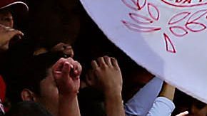 Toluca, Estado de México 9 de noviembre de 2014. Aficionados durante el partido correspondiente a la Jornada 16 del torneo Apertura 2014 de la Liga Bancomer MX, entre Los Diablos Rojos del Toluca y las Aguilas del América, celebrado en el Estadio Nemesio Diez. Foto: Imago7/Ernesto Pérez M.