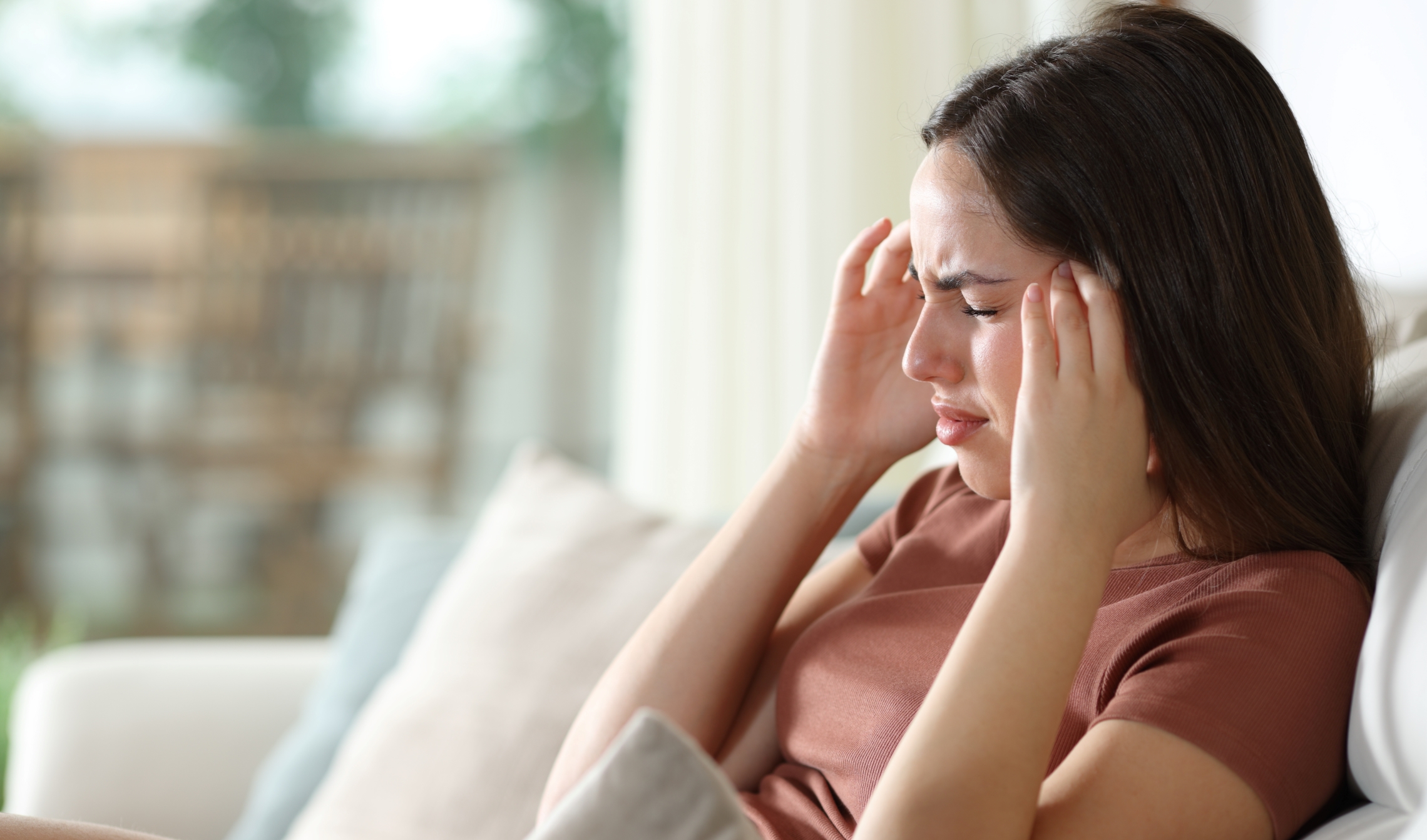 Rutinas inestables podrían ser la verdadera causa de las migrañas, según estudio de Harvard