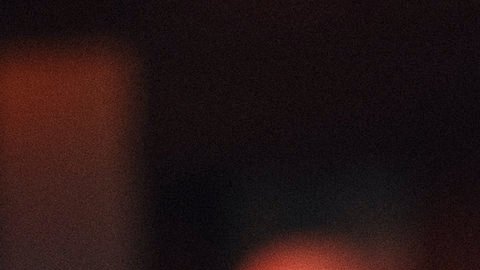 Pepe Aguilar recuerda a su madre el día de su quinto aniversario luctuoso.