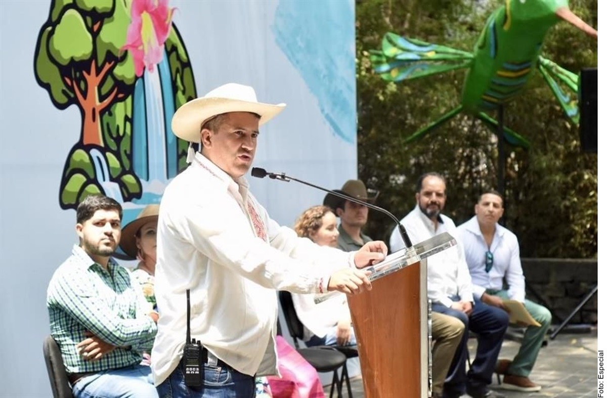 Sicarios matan a alcalde de Uruapan durante evento público en el estado ...