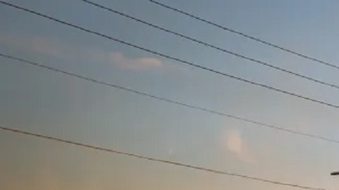 Las autoridades señalan que el conductor presuntamente no intentó frenar antes del impacto.