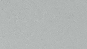 Electores votan en los comicios para la Corte Suprema estatal, el martes 1 de abril de 2025, en Milwaukee. (AP Foto/Kayla Wolf)