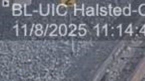La policía de Chicago mantiene abierta la investigación para identificar y detener al responsable del ataque.