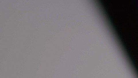 Las MacBook son uno de los modelos de portatiles más conocidas que cuentan con un teclado retroiluminado