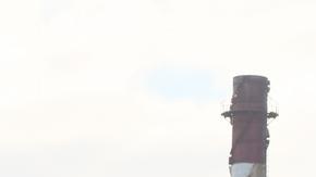 La refinería de Novoshajtinsk es uno de los mayores proveedores de derivados de petróleo en el sur de Rusia y suministra al ejército ruso carburante diésel y queroseno para la aviación.