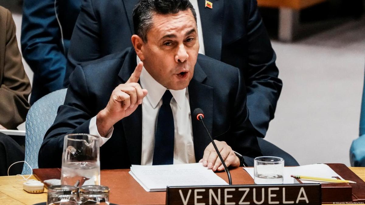 Venezuela acusa a EE.UU. de "extorsión" ante la ONU - La Opinión