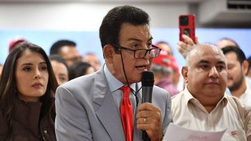 Nasralla denuncia un "fraude" en el conteo de votos de la elección presidencial de Honduras que lidera Asfura por estrecho margen