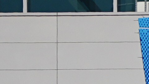 La aeronave regresó sin incidentes mayores, sin heridos entre pasajeros y tripulación. La FAA abrió una investigación.