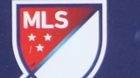 Messi recibió el trofeo al MVP de la temporada 2025 de la MLS.