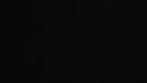 Gárgaras de agua con sal, remedio casero infalible para aliviar el dolor de garganta