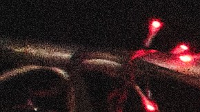 De izquierda a derecha, Salvador Arzate (tambora), Esaúl García (vocalista), Juanes, René Camacho (director) y Julio Haro (vocalista).