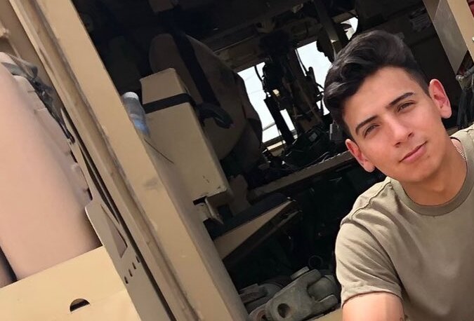 El veterano del ejército, George Retes, dio testimonio del arresto que sufrió en Ventura.