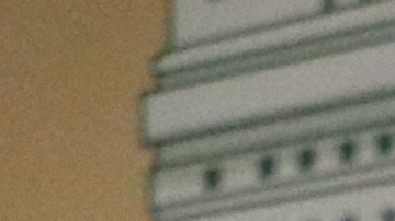 Sheriff  Robert luna hace el anuncio de las cámaras.