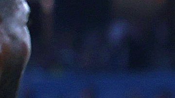 Cecilio Waterman (i) y Adalberto Carrasquilla (d) celebran un gol de la selección de Panamá.