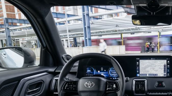 Interior del Toyota Urban Cruiser EV