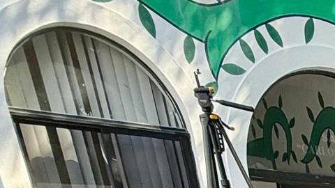 Michael Dergar, creador de la Fundación de la Academia de Sueños Especiales, lleva felicidad a muchas personas con necesidades especiales en su tierra de origen Mazatlán.