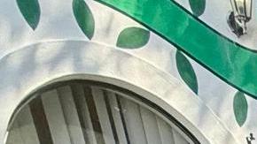 Michael Dergar, creador de la Fundación de la Academia de Sueños Especiales, lleva felicidad a muchas personas con necesidades especiales en su tierra de origen Mazatlán.