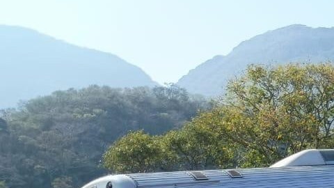 Tras el accidente se desplegaron 360 elementos navales y diversos vehículos de emergencias.