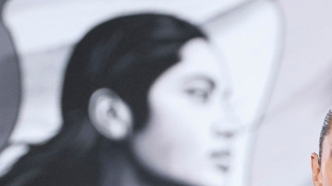 Sheinbaum celebra nuevo libro de López Obrador y afirma que su Gobierno está "muy fuerte"