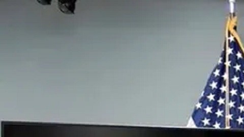 La policía describe el crimen como “horrendo” y aún investiga el motivo.