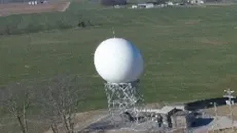 Más de 30 vagones de un tren de carga se descarrilaron en el condado de Todd, Kentucky.