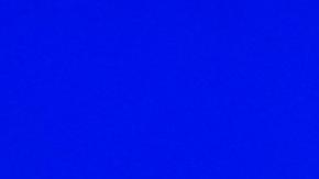 Macron alza la voz en Davos contra amenazas de Trump