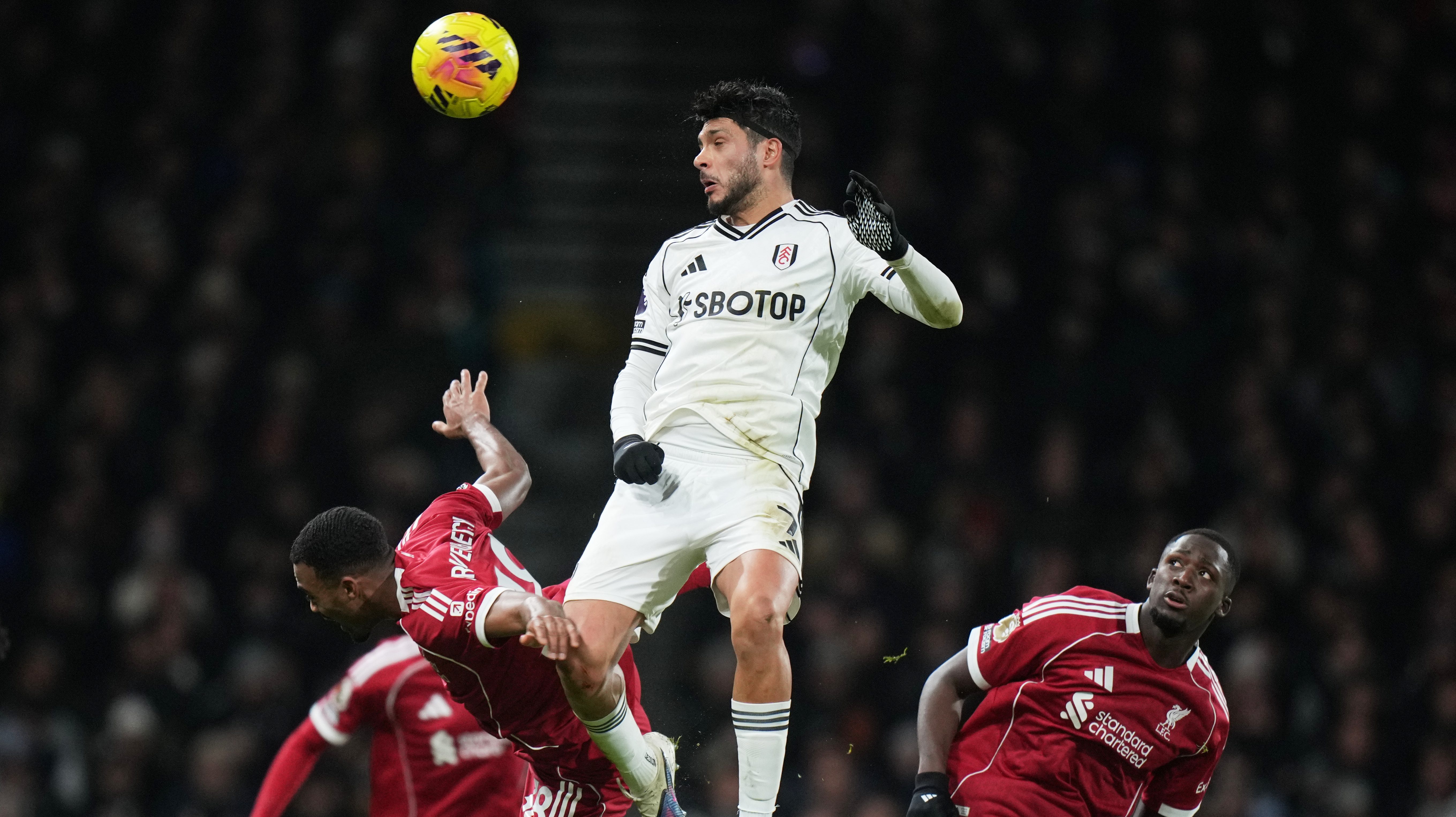 Raúl Jiménez asume su rol dentro de la selección mexicana - La Opinión