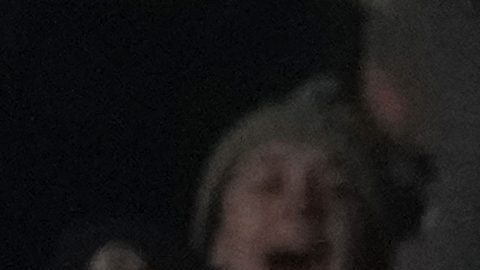 Raúl JIménez (centro) celebra con sus compañeros del Fulham.