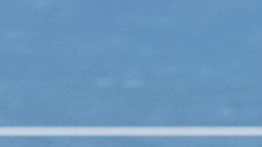 Aryna Sabalenka posa junto a su trofeo.