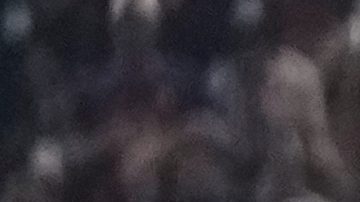 Raphinha, la figura del partido, celebra el tercer gol del Barcelona.