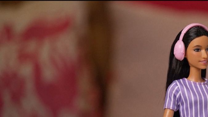 Cuánto cuesta la Barbie con autismo y por qué su lanzamiento está dando que hablar en Estados Unidos La Barbie con autismo apunta a promover la inclusión.